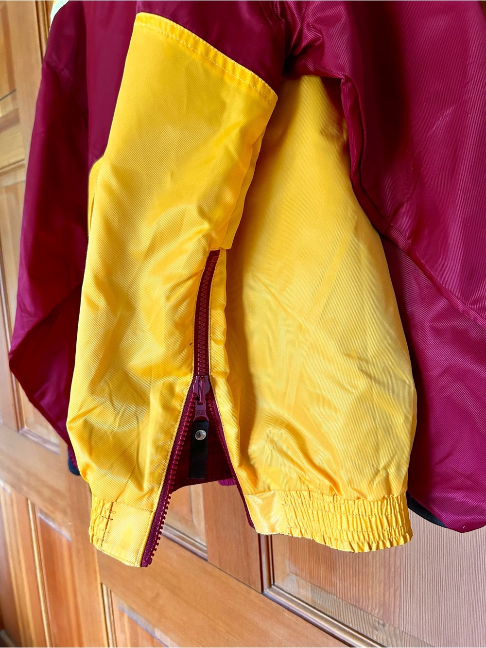 STARTER NFL Redskins VTG Burgundy&Gold windbreaker Size XL - Picture 2 of 5